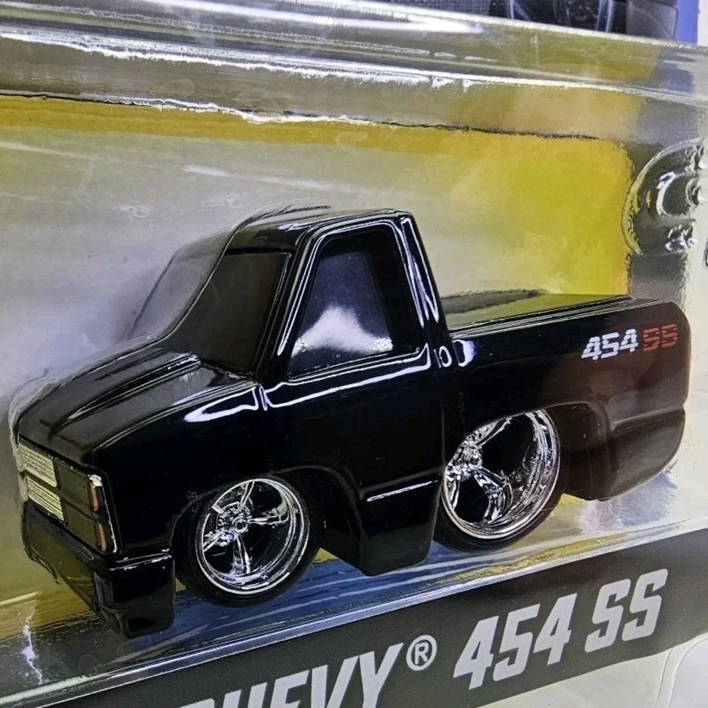 MGA Cartuned Series 6 90 Chevy‎ 454 SS Black Diecast Muscle Car Truck 08 New